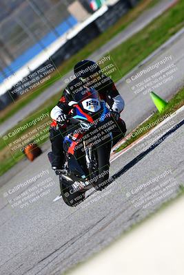 media/Jan-21-2023-Fastrack Riders (Sat) [[fcf3f88a30]]/Level 2/Session 4 Turn 6-Mountian Shot/